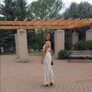 Meet your Posher, Elaine